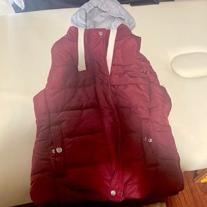 Puffer vest  Medium from LOVE TREE . Really comfortable